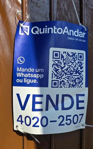 Apartamento à venda com 200m², 2 quartos e 2 vagas Apartamento à venda com 200m², 2 quartos e 2 vagasPlaca