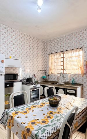 Apartamento à venda com 200m², 2 quartos e 2 vagas Apartamento à venda com 200m², 2 quartos e 2 vagasCozinha