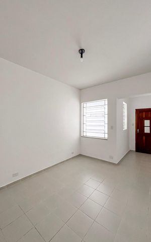Apartamento à venda com 93m², 2 quartos e 1 vaga Apartamento à venda com 93m², 2 quartos e 1 vagaSala