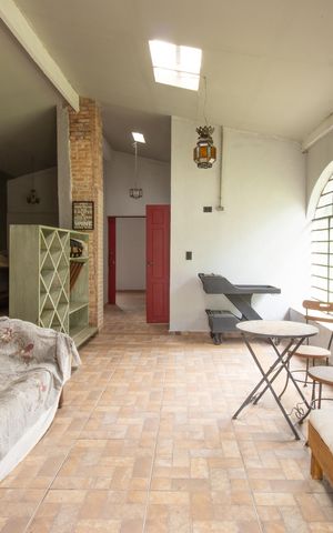 Casa de condomínio para alugar com 400m², 2 quartos e 4 vagas Casa de condomínio para alugar com 400m², 2 quartos e 4 vagasSala da Edicula