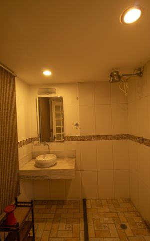 Casa de condomínio para alugar com 400m², 2 quartos e 4 vagas Casa de condomínio para alugar com 400m², 2 quartos e 4 vagasLavabo