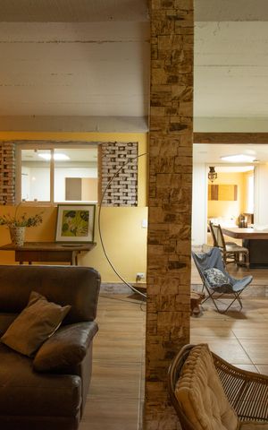 Casa de condomínio para alugar com 400m², 2 quartos e 4 vagas Casa de condomínio para alugar com 400m², 2 quartos e 4 vagasSala