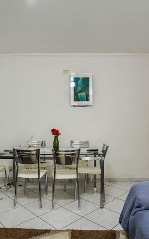 Apartamento à venda com 100m², 2 quartos e 2 vagas Apartamento à venda com 100m², 2 quartos e 2 vagasSala