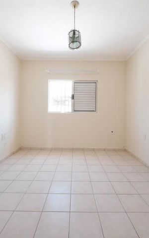Casa à venda com 240m², 4 quartos e 2 vagasQuarto 1