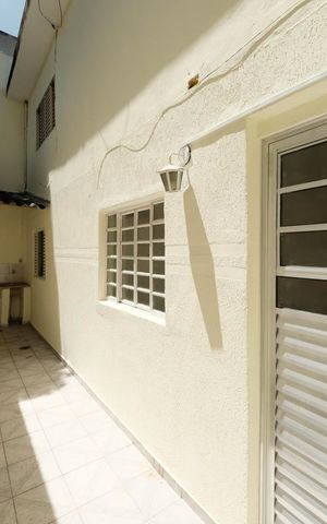 Casa à venda com 240m², 4 quartos e 2 vagasÁrea externa