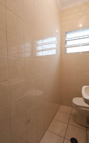 Casa à venda com 240m², 4 quartos e 2 vagasLavabo