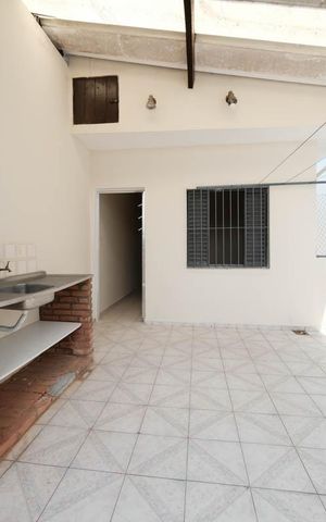 Casa à venda com 240m², 4 quartos e 2 vagasÁrea gourmet