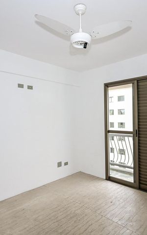 Apartamento à venda com 220m², 3 quartos e 2 vagasSuíte