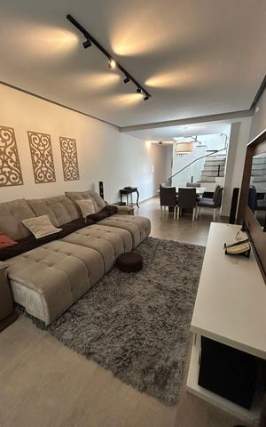 Casa à venda com 250m², 4 quartos e 5 vagas