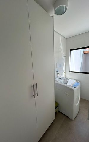 Casa à venda com 250m², 4 quartos e 5 vagas