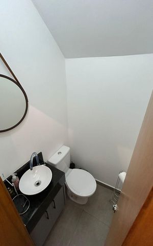 Casa à venda com 250m², 4 quartos e 5 vagas