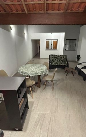 Casa à venda com 250m², 4 quartos e 5 vagas