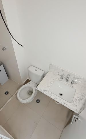Studio à venda com 24m², 1 quarto e sem vaga Studio à venda com 24m², 1 quarto e sem vagaBanheiro