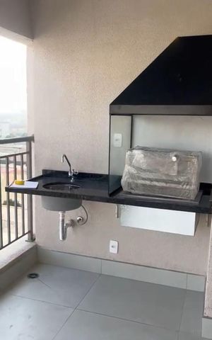 Apartamento para alugar com 84m², 3 quartos e 1 vagaVaranda