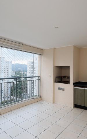 Apartamento à venda com 82m², 3 quartos e 2 vagas Apartamento à venda com 82m², 3 quartos e 2 vagasVaranda