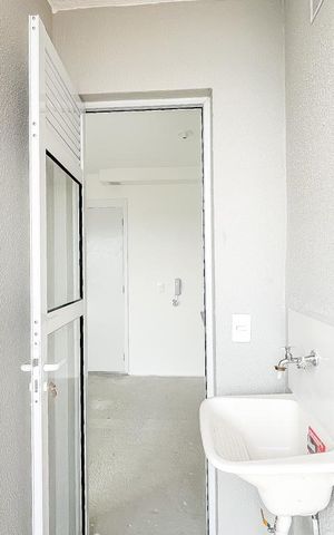 Apartamento à venda com 41m², 2 quartos e 1 vaga Apartamento à venda com 41m², 2 quartos e 1 vagaÁrea de Serviço