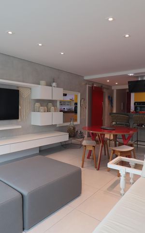 Apartamento à venda com 94m², 2 quartos e 2 vagasSala