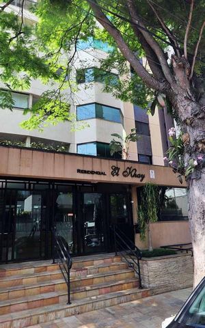 Apartamento à venda com 94m², 2 quartos e 2 vagasFachada