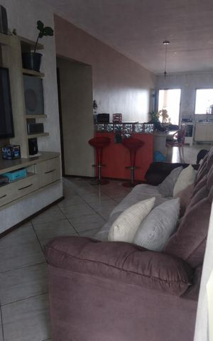 Apartamento para alugar com 133m², 3 quartos e sem vaga Apartamento para alugar com 133m², 3 quartos e sem vagaSala