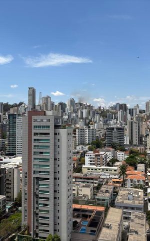 Apartamento à venda com 81m², 2 quartos e 1 vaga Apartamento à venda com 81m², 2 quartos e 1 vagaVista da Varanda