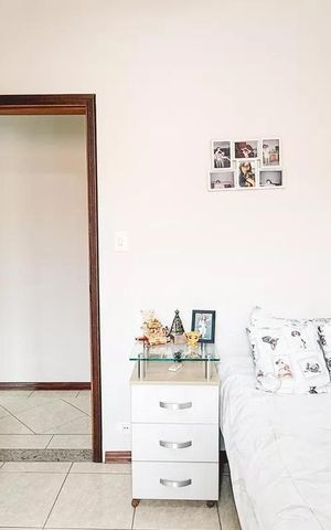 Casa à venda com 179m², 4 quartos e 2 vagas