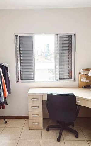 Casa à venda com 179m², 4 quartos e 2 vagas