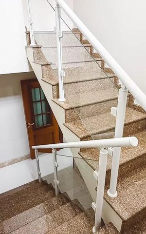 Casa à venda com 179m², 4 quartos e 2 vagas