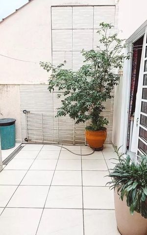 Casa à venda com 179m², 4 quartos e 2 vagas