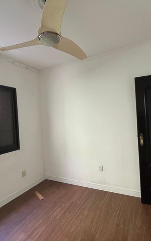 Casa à venda com 250m², 5 quartos e 2 vagas Casa à venda com 250m², 5 quartos e 2 vagasQuarto 3