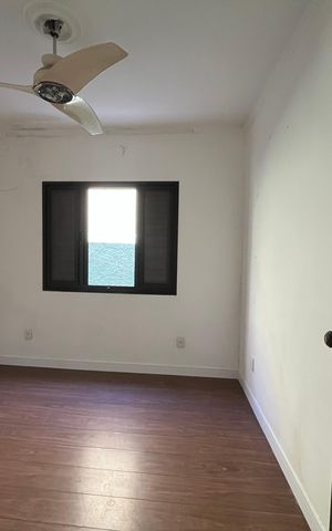 Casa à venda com 250m², 5 quartos e 2 vagas Casa à venda com 250m², 5 quartos e 2 vagasQuarto 2
