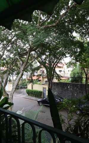 Casa à venda com 260m², 3 quartos e 4 vagasVaranda da Sala