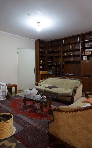 Casa à venda com 260m², 3 quartos e 4 vagasSala