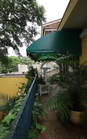 Casa à venda com 260m², 3 quartos e 4 vagasVaranda da Sala