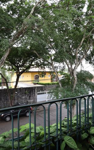 Casa à venda com 260m², 3 quartos e 4 vagasVaranda da Sala