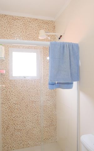 Casa à venda com 351m², 6 quartos e 2 vagasBanheiro da Suíte