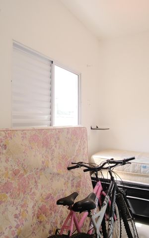 Casa à venda com 351m², 6 quartos e 2 vagasQuarto 4