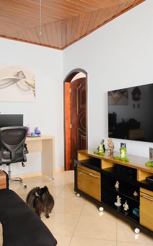 Casa à venda com 351m², 6 quartos e 2 vagasSala 1