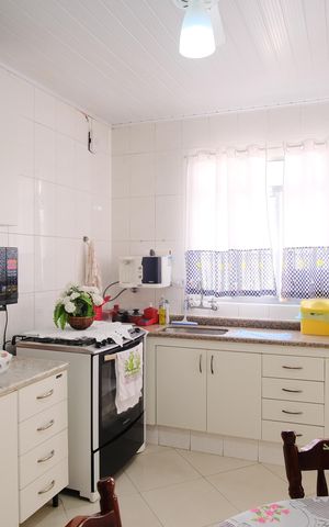 Casa à venda com 351m², 6 quartos e 2 vagasCozinha 1