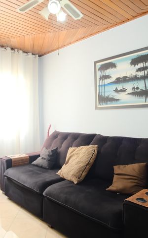 Casa à venda com 351m², 6 quartos e 2 vagasSala 1