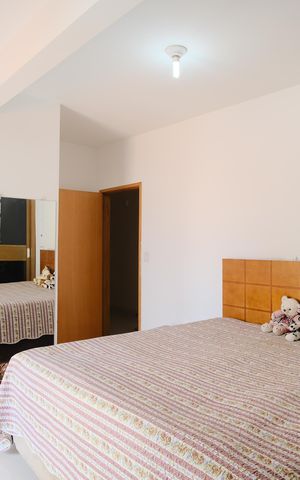 Casa à venda com 351m², 6 quartos e 2 vagasSuíte