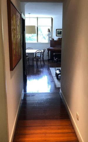 Apartamento à venda com 169m², 4 quartos e sem vagaCorredor