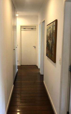 Apartamento à venda com 169m², 4 quartos e sem vagaCorredor