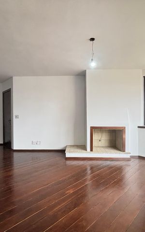 Apartamento para alugar com 161m², 3 quartos e 2 vagas Apartamento para alugar com 161m², 3 quartos e 2 vagasSala