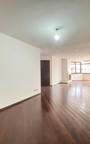 Apartamento para alugar com 161m², 3 quartos e 2 vagas Apartamento para alugar com 161m², 3 quartos e 2 vagasSala