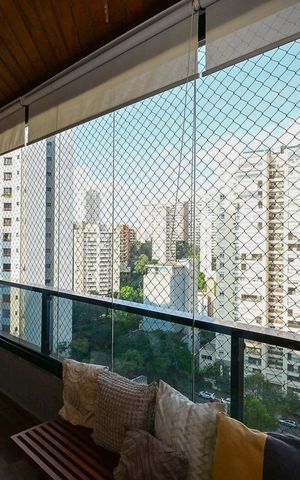Apartamento à venda com 210m², 4 quartos e 3 vagasVaranda
