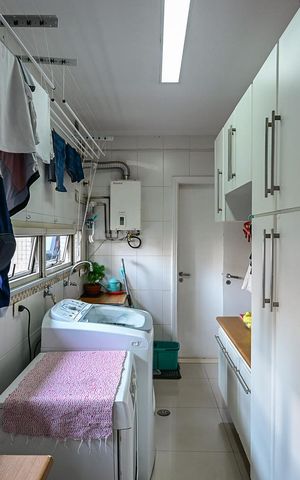 Apartamento à venda com 210m², 4 quartos e 3 vagasÁrea de Serviço 