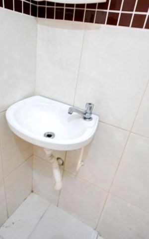Casa de condomínio para alugar com 126m², 2 quartos e 3 vagas Casa de condomínio para alugar com 126m², 2 quartos e 3 vagasBanheiro da suíte 02
