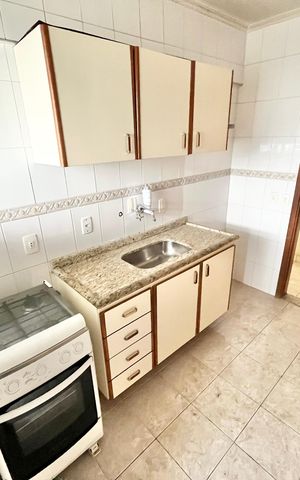 Apartamento à venda com 64m², 2 quartos e 1 vaga Apartamento à venda com 64m², 2 quartos e 1 vagaCozinha