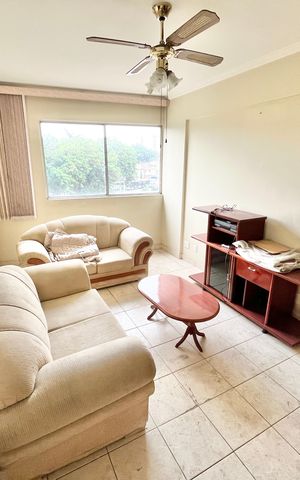 Apartamento à venda com 64m², 2 quartos e 1 vaga Apartamento à venda com 64m², 2 quartos e 1 vagaSala