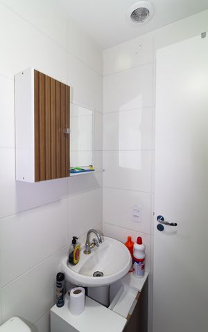 Apartamento à venda com 34m², 2 quartos e sem vaga Apartamento à venda com 34m², 2 quartos e sem vagaBanheiro